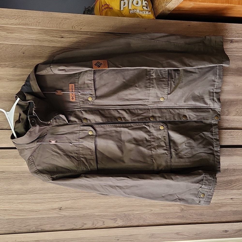 Columbia lightweight jacket Med (green)